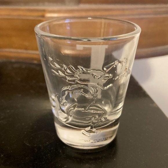 Set of Six Various Shot Glasses - Picture 6 of 7